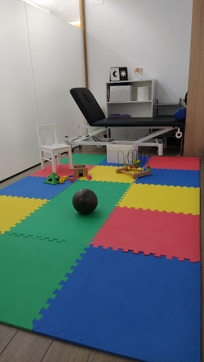 Centro de fisioterapeutas Andrea Miño Fisioterapia y Osteopatía Materno-infantil en Madrid -