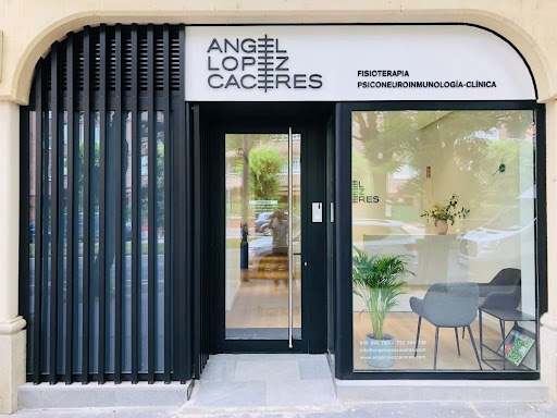 Centro de fisioterapeutas Angel Lopez Caceres Fisioterapia y PNIc en Vitoria-Gasteiz -