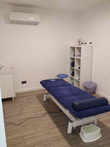 Centro de fisioterapeutas Axis Fisioterapia & Osteopatia en Mataró -