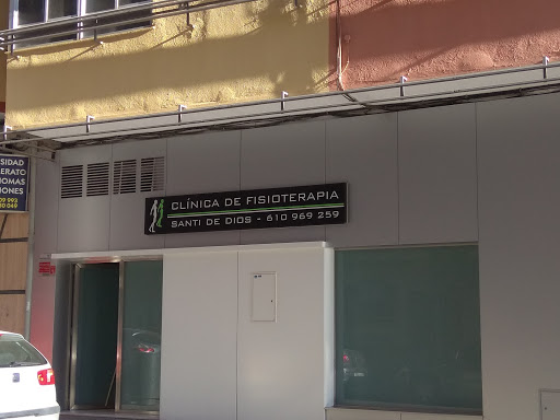 Centro de fisioterapeutas Clínica de Fisioterapia Santi de Dios en Almería -