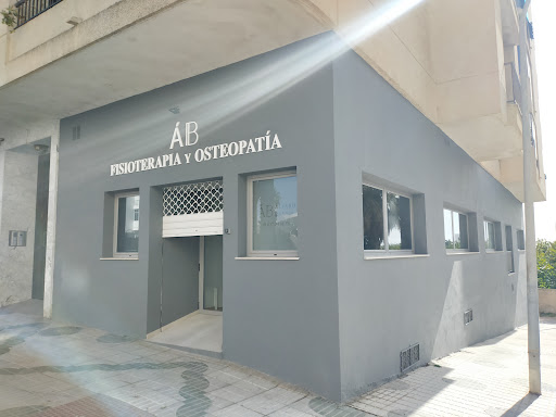 Centro de fisioterapeutas Fisioterapia y Osteopatia Álvaro Bueno en Almuñécar -