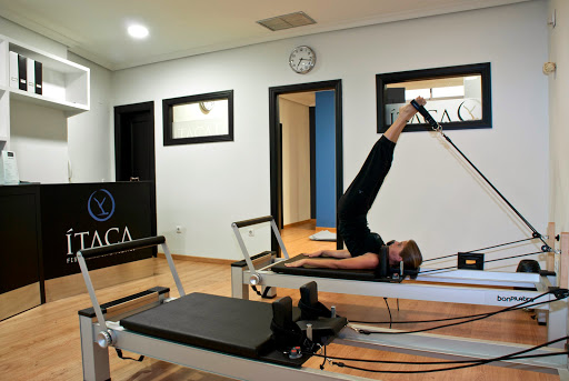 Centro de fisioterapeutas Ítaca Fisioterapia & Pilates en Cáceres‎ -